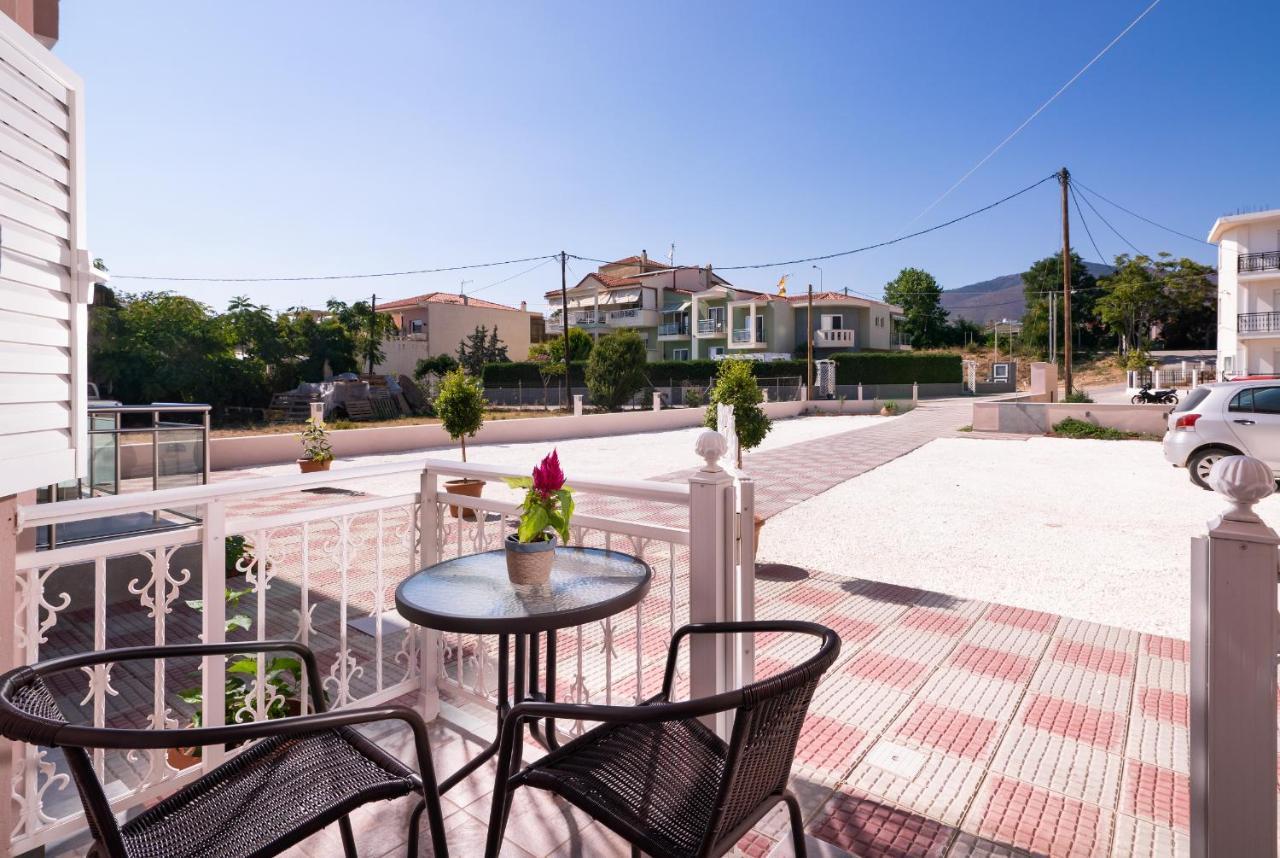 Xenia Suites يميناريا المظهر الخارجي الصورة