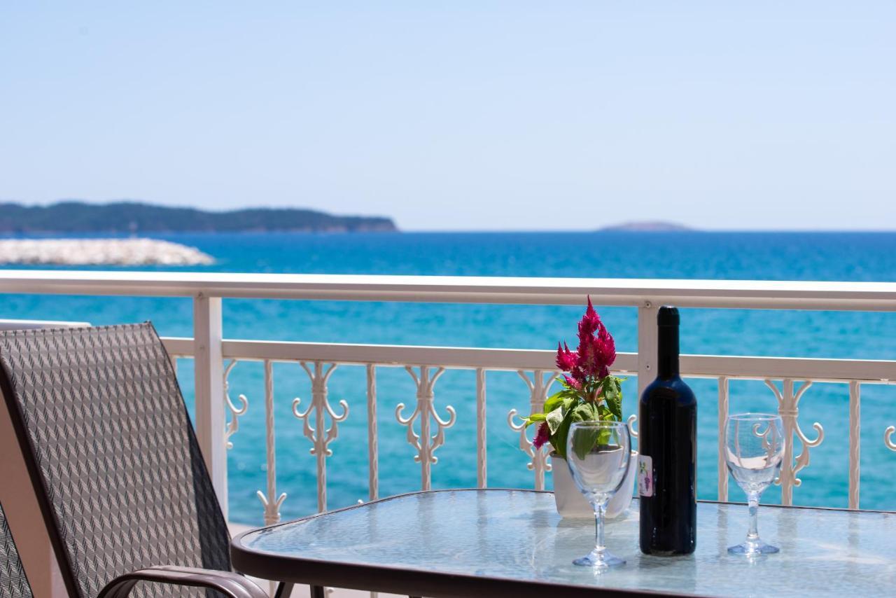 Xenia Suites يميناريا المظهر الخارجي الصورة