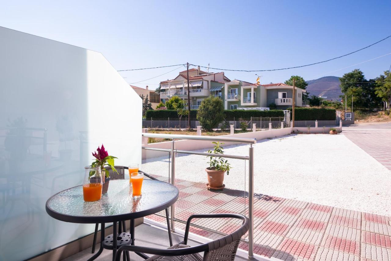 Xenia Suites يميناريا المظهر الخارجي الصورة